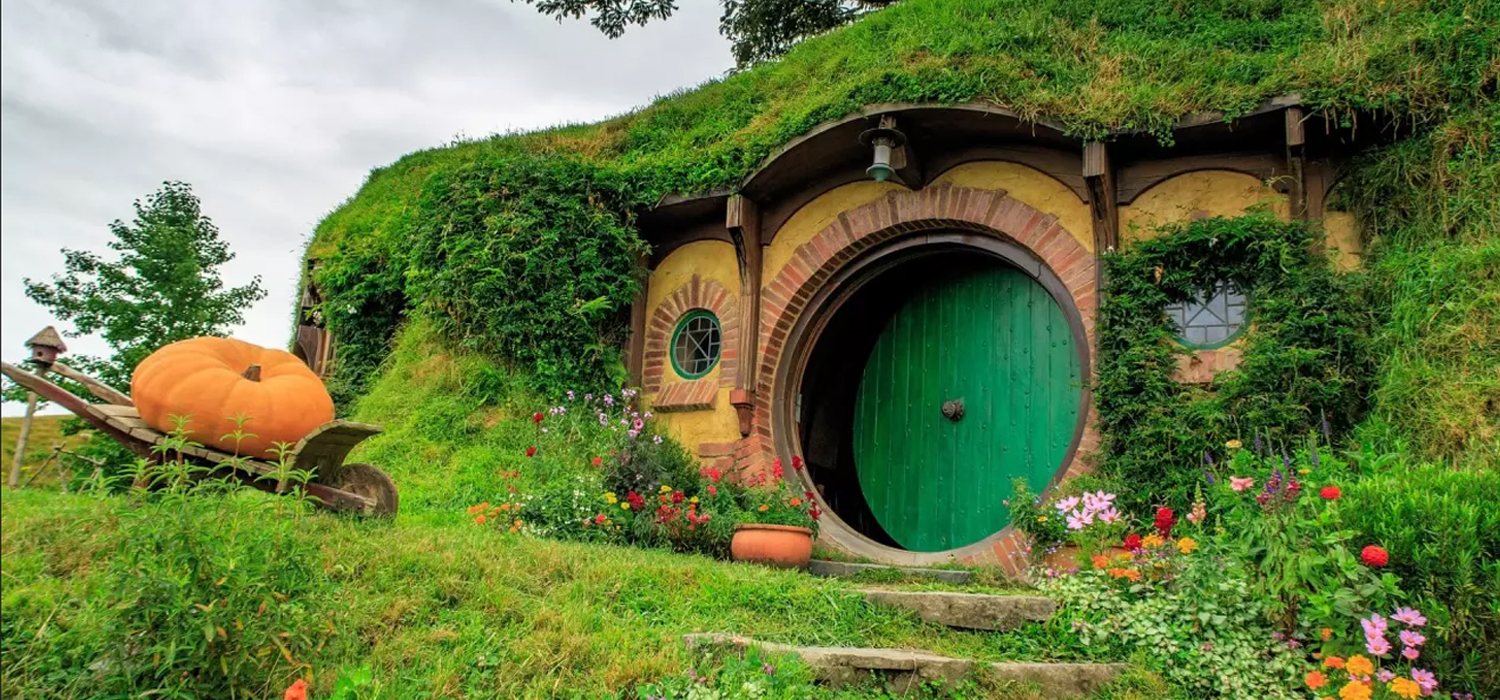 Everything You Need to Know About the Hobbiton Movie Set