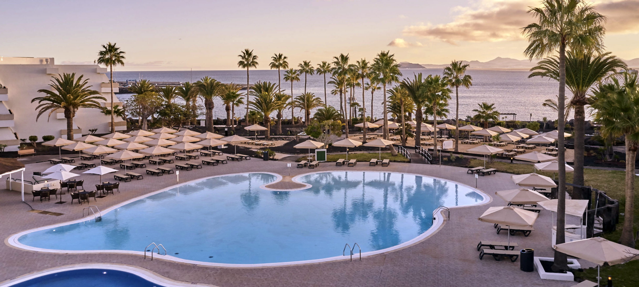 Stimulating Spa & Wellness Services at Dreams Lanzarote Playa Dorada Resort & Spa